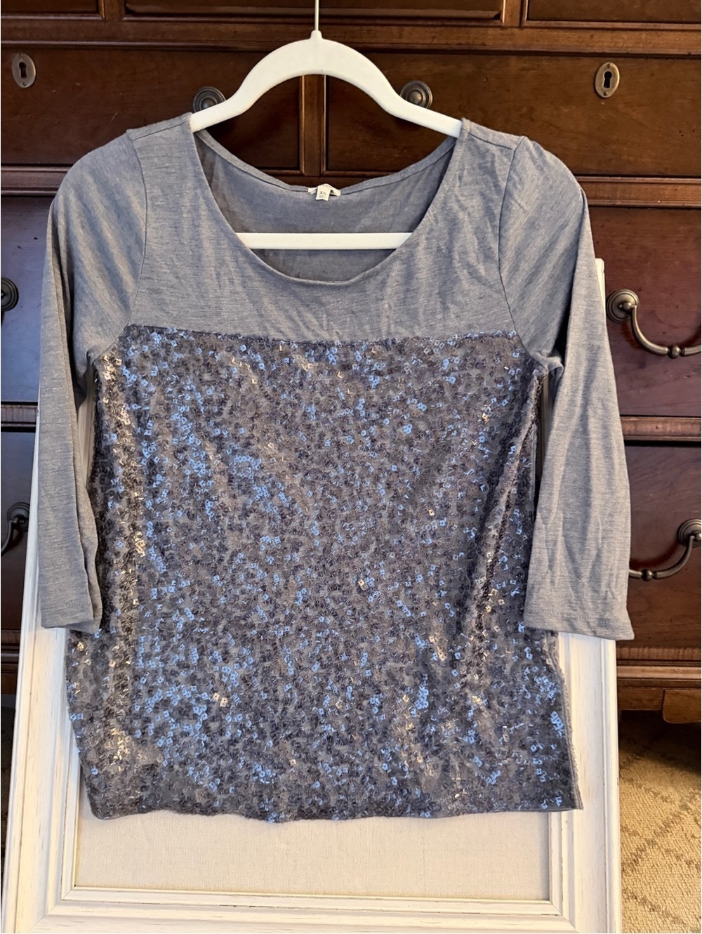 Vintage 2011 Y2K gray sequin knit 3/4 sleeve shirt XS